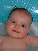 20020402-Bathtime smile!