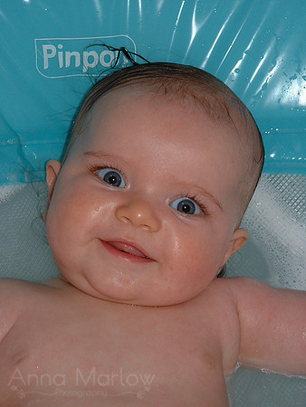 20020402-Bathtime smile!